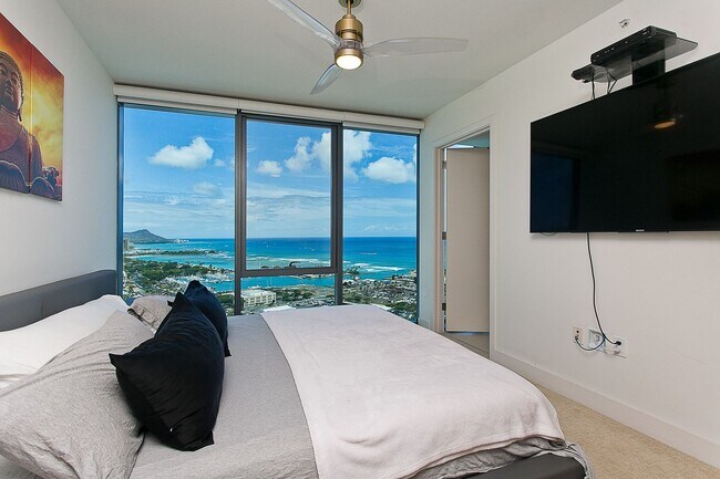 Building Photo - Modern luxury two bedroom condo with stunn...