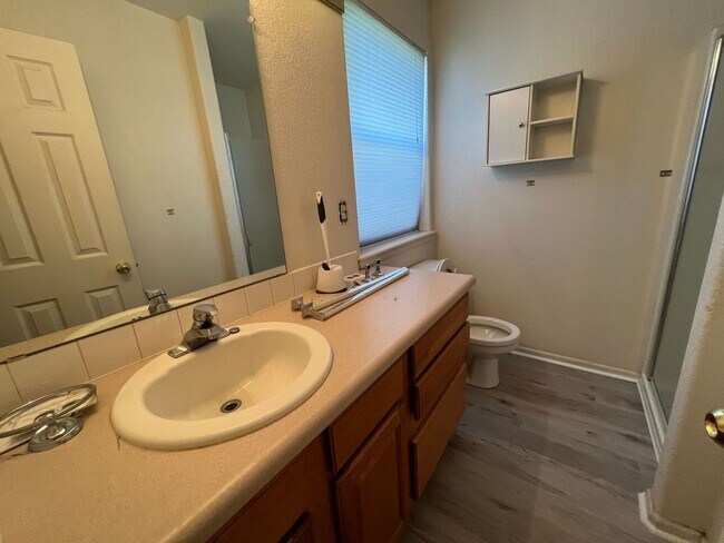 Building Photo - Great Townhome in North Fort Collins