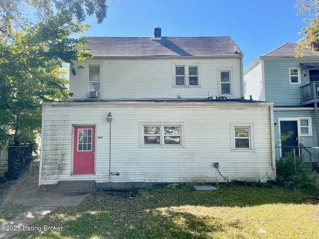 Building Photo - 2017 W Burnett Ave