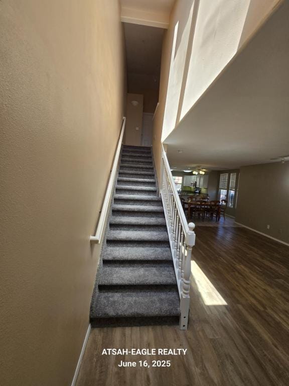 Building Photo - 1200 Glen Canyon Dr