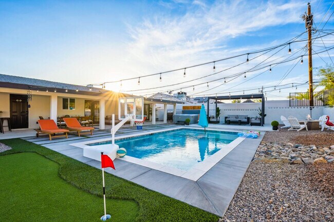 Building Photo - 131 Mescal Loop