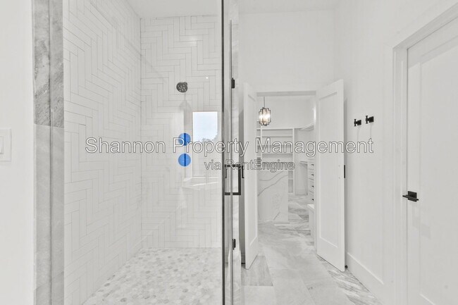 Building Photo - 2703 Tannehill Dr