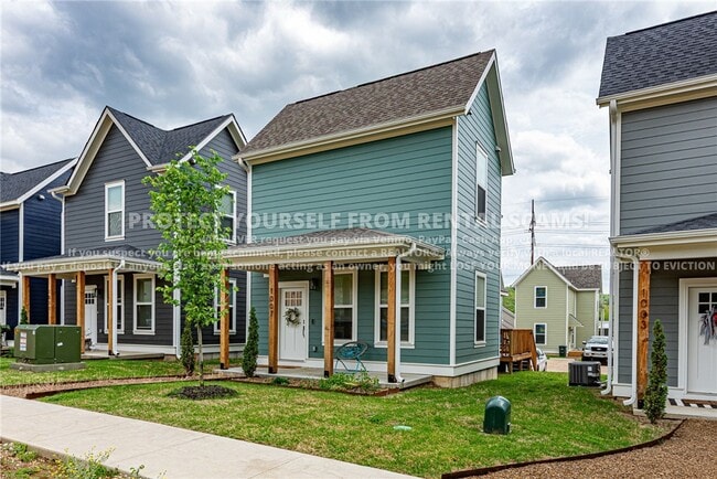 Building Photo - 1007 S Laramie Hts