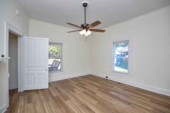 Building Photo - Front-Porch Living Across from Highland Park, Just Minutes from Downtown Rock Hill