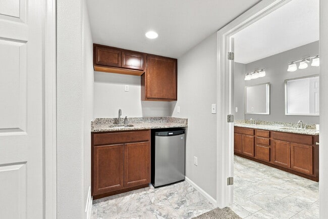 Building Photo - $2,845.95, 6-bed, 3.5-bath located in Colorado Springs with a fenced backyard.