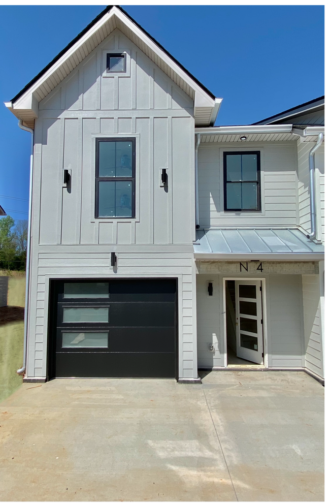 Building Photo - 725 Hornbuckle Rd