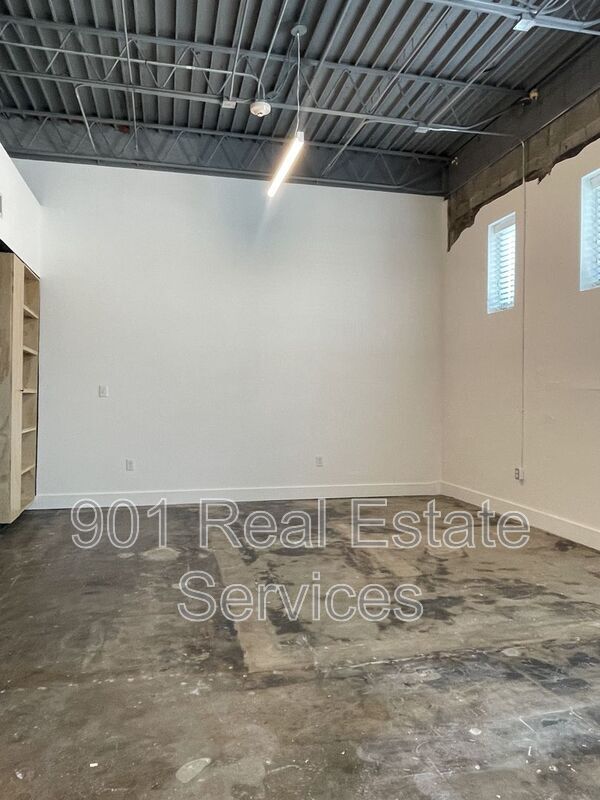 Building Photo - 676 Marshall Ave