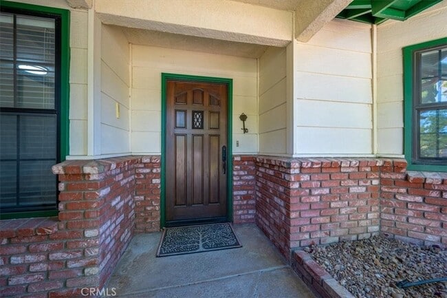 Building Photo - 836 Casals Dr