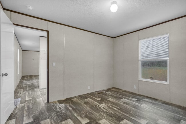 Building Photo - 108 Gladewood Cir