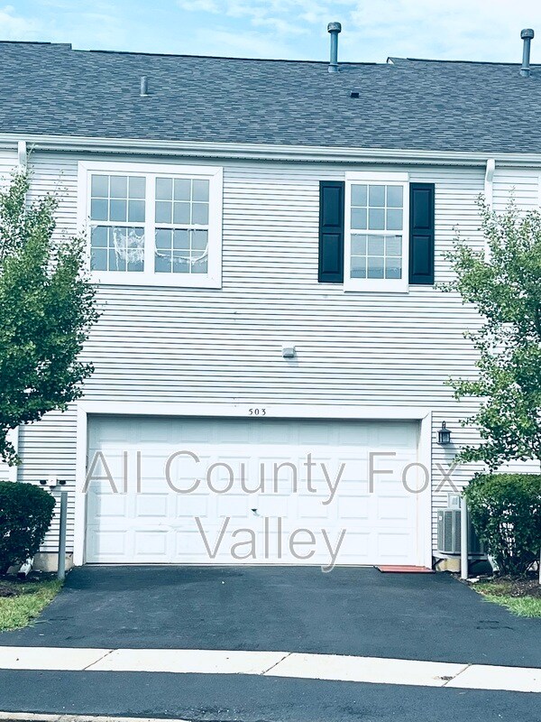 Building Photo - 503 Lakeside Ct