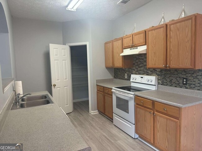 Building Photo - 7980 Kendrick Estates Pl