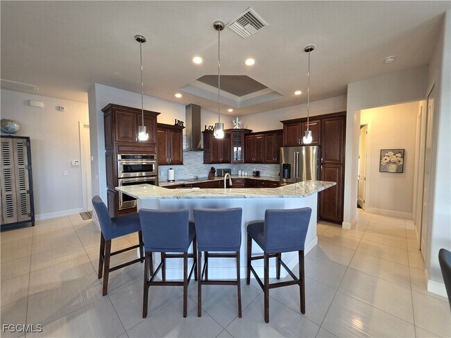 Building Photo - 1255 NW 38th Ave