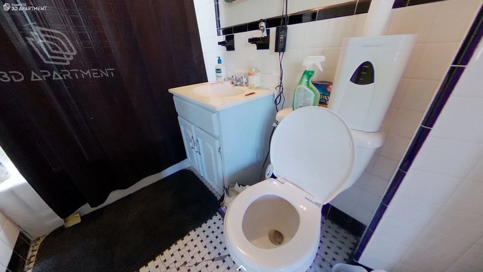 Building Photo - 203 Winthrop Rd