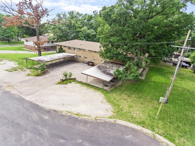 Building Photo - 249 E Oak Cliff Ct