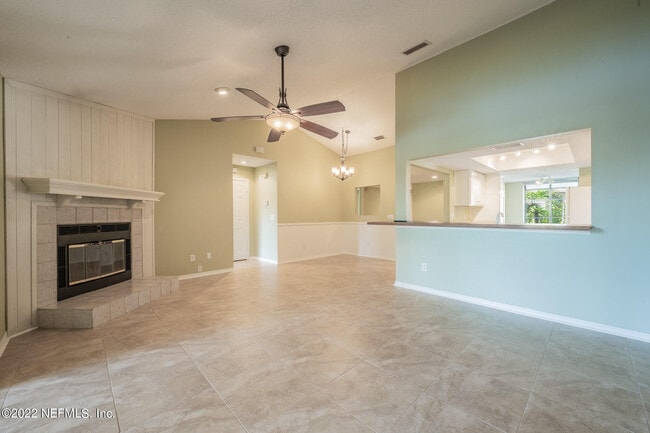 Building Photo - 111 Cranes Lake Dr