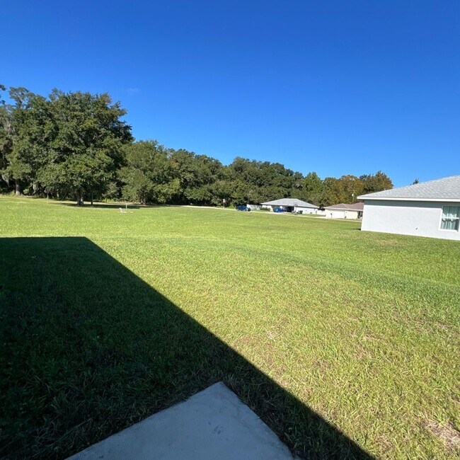 Building Photo - Spacious 4-Bedroom Modern Home in Citra!!!