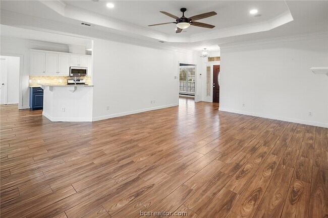 Building Photo - 3209 Salzburg Ct