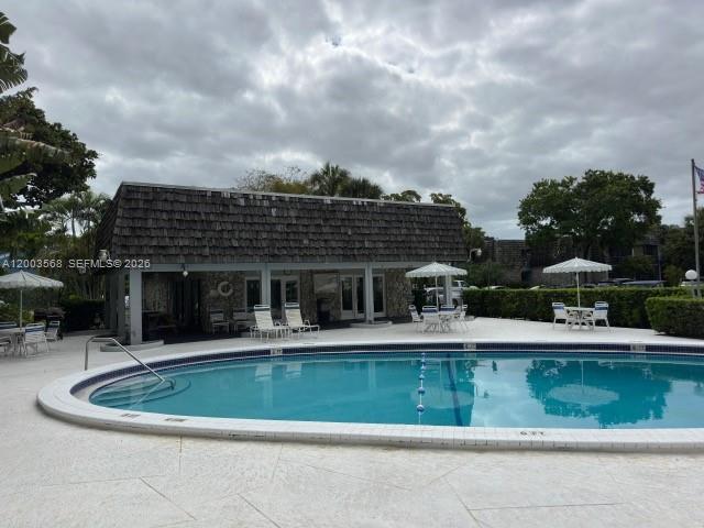 Building Photo - 3123 Oakland Shores Dr