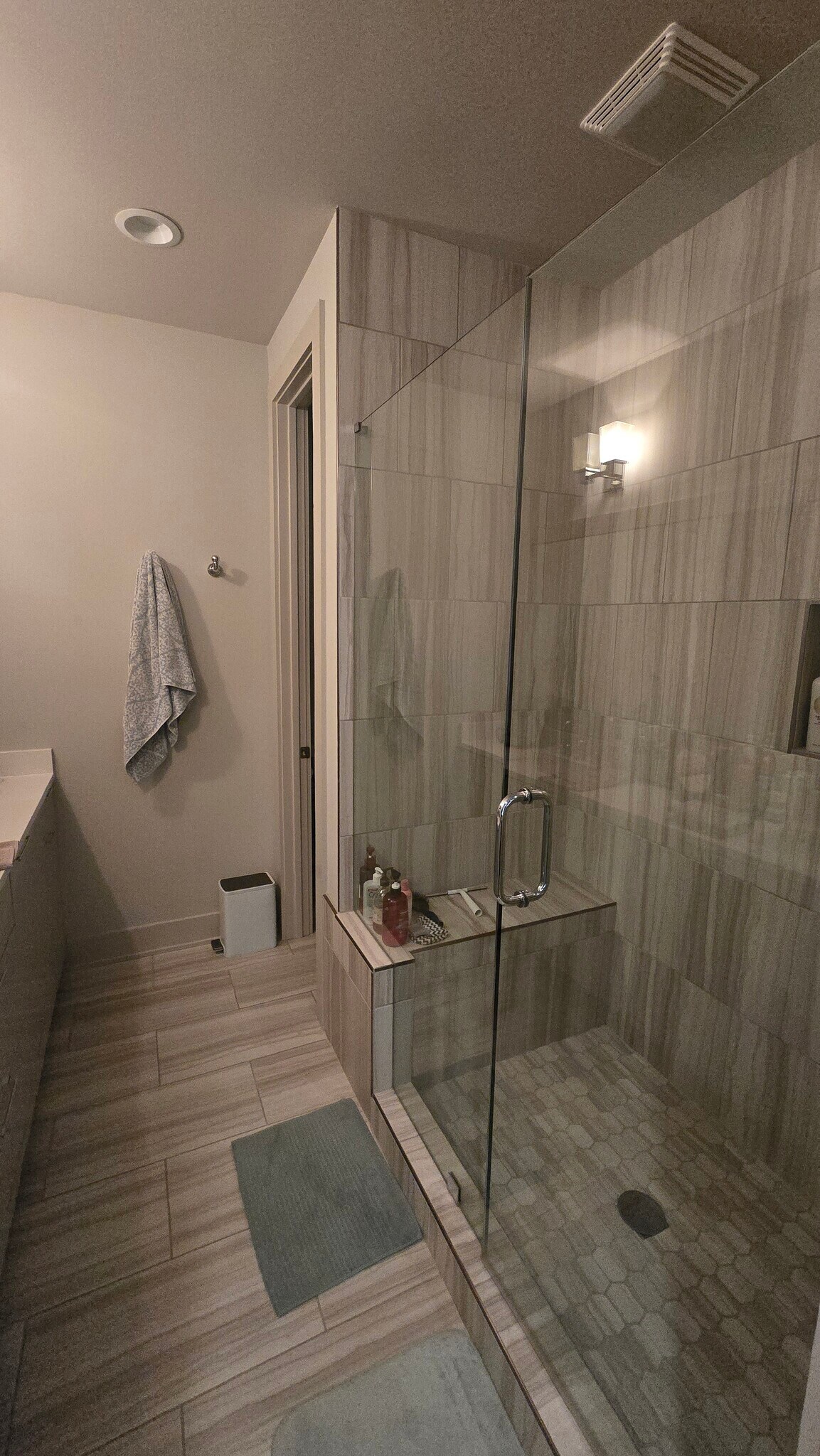 Building Photo - 117 City View Ct NE