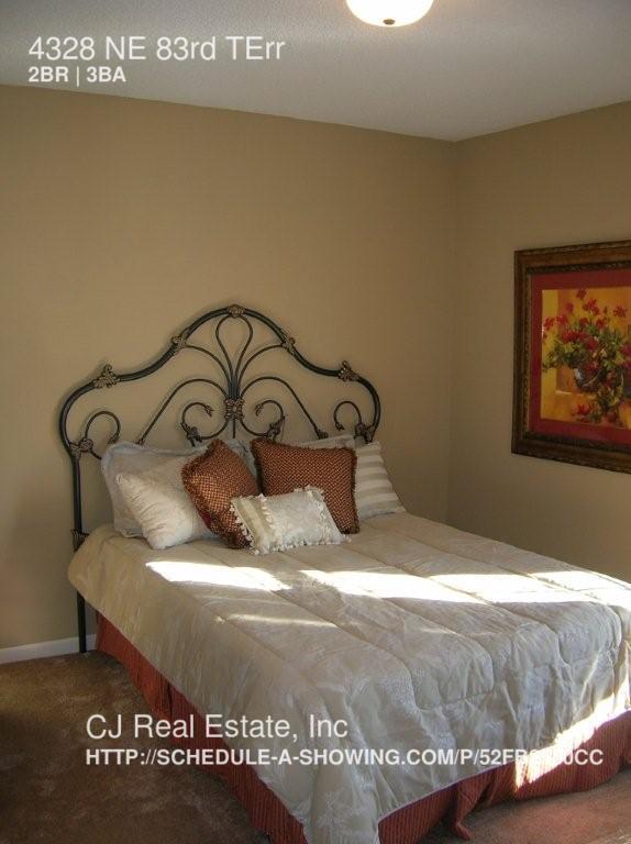 Building Photo - 4328 NE 83rd Terrace