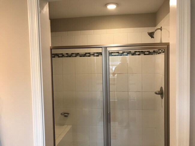 Building Photo - Former Model Townhome for Rent