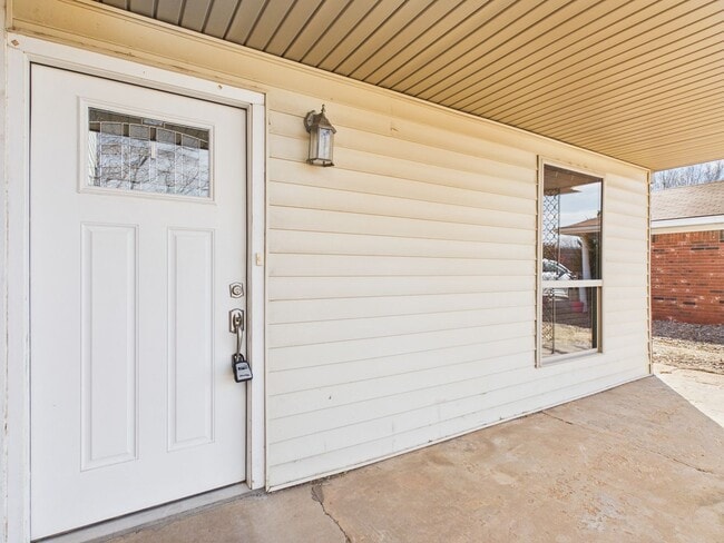 Building Photo - Beautiful in Belmar!