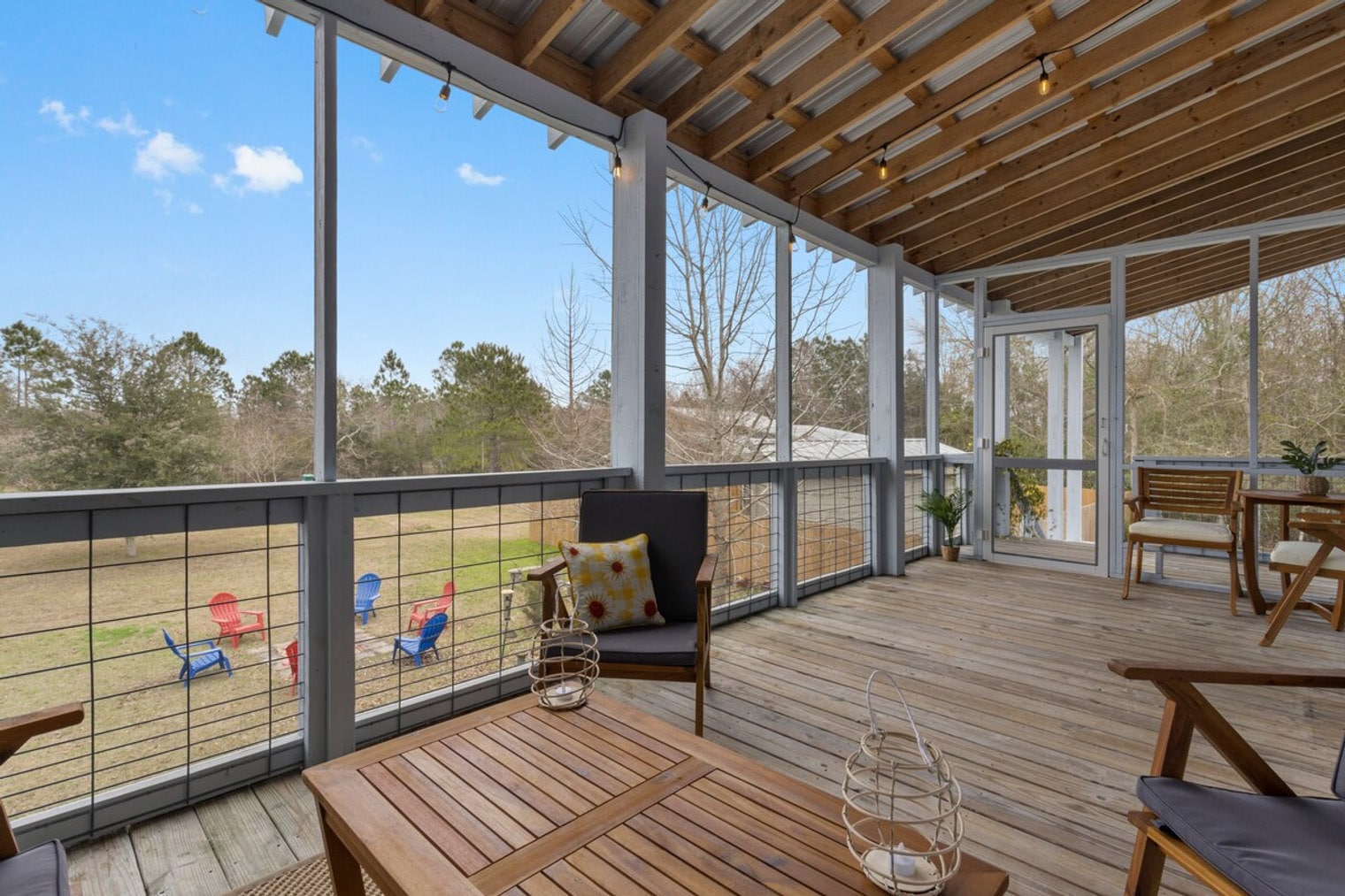 Building Photo - 304 Tide St