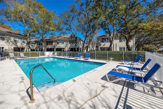 Building Photo - 3637 Country Pointe Pl