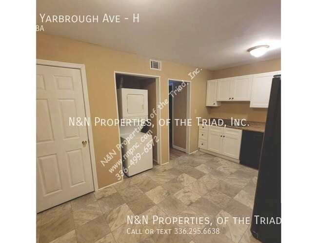 Building Photo - 3624 Yarbrough Ave