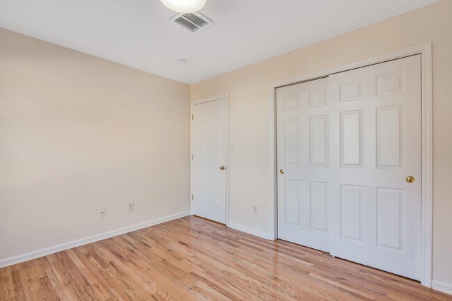 Building Photo - 531b M.L.K. Drive