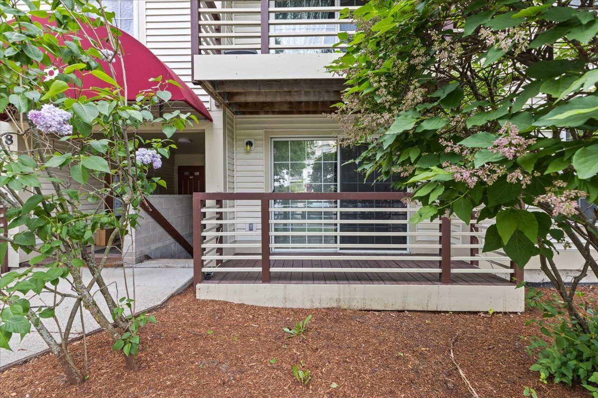 Porch - 340 Hildred Dr