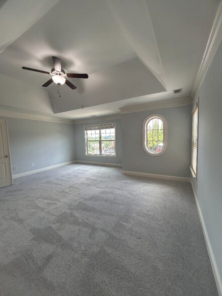 Building Photo - 3689 Union Park Dr