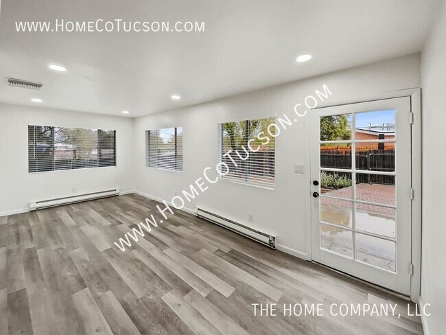 Building Photo - 239 S Placita Aldaco