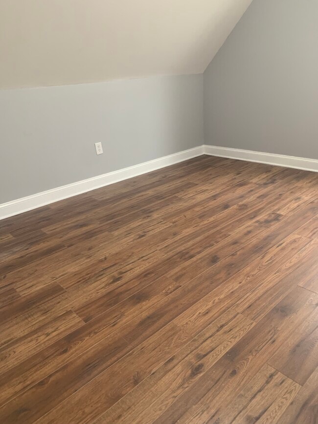 Building Photo - 7841 S Marquette Ave