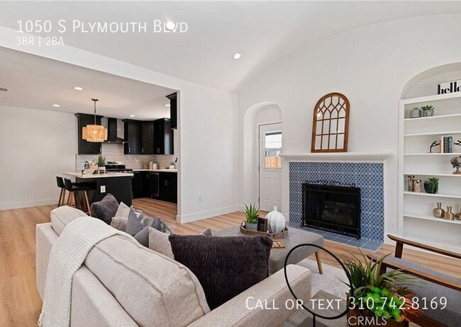 Building Photo - 1050 S Plymouth Blvd
