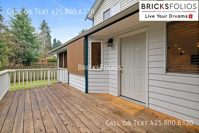 Building Photo - Welcome to Tukwila Haven – Open Concept Home Near Sound Transit!