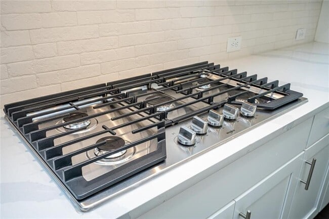 Building Photo - 6655 Sterling Dr