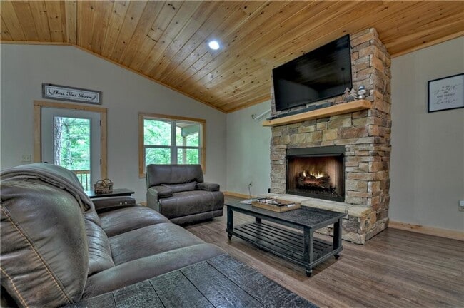 Building Photo - 298 Spindrift Ct