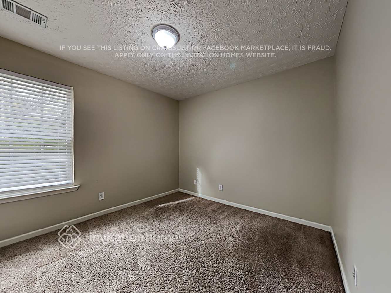 Building Photo - 1591 Water Lily Way SE