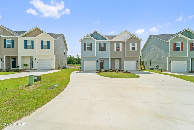 Building Photo - 405 Blockade Shl Ln