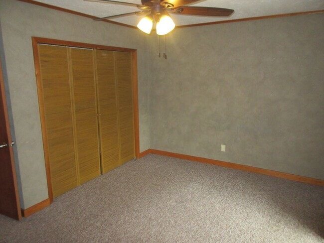 Building Photo - 313