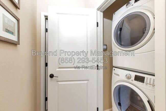 Building Photo - 1810 Ascella Dr