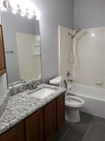 Building Photo - 3227 Crystal Brook Ct