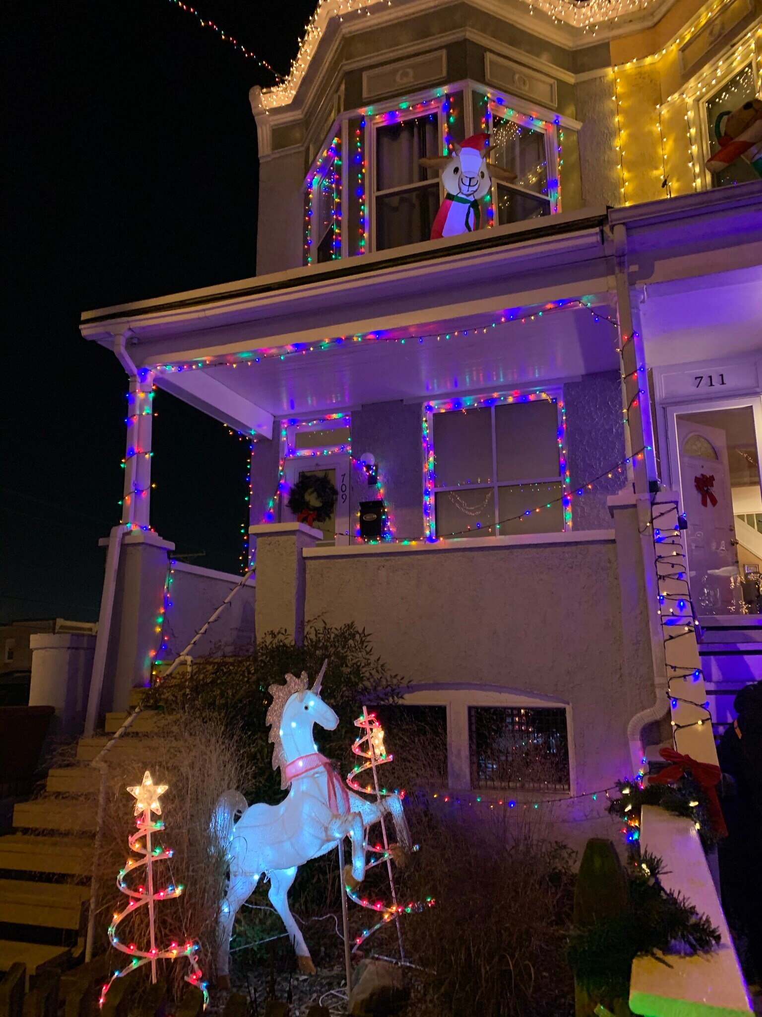 Building Photo - 3449 Chestnut Ave