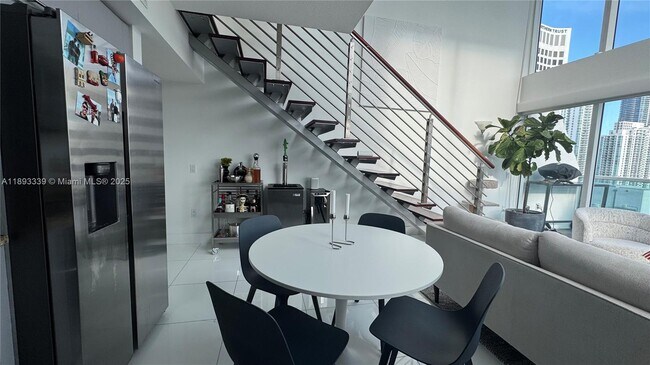 Building Photo - 41 SE 5th St