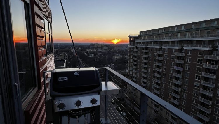 Building Photo - 309 W Washington Ave