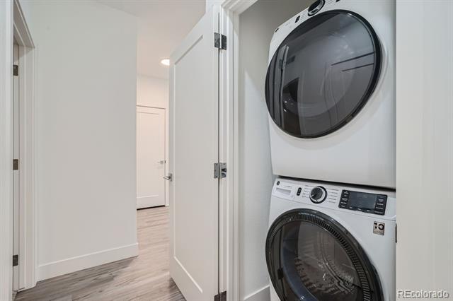 Building Photo - 3500 S Corona St