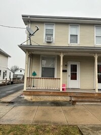 Building Photo - 46 N Chestnut St