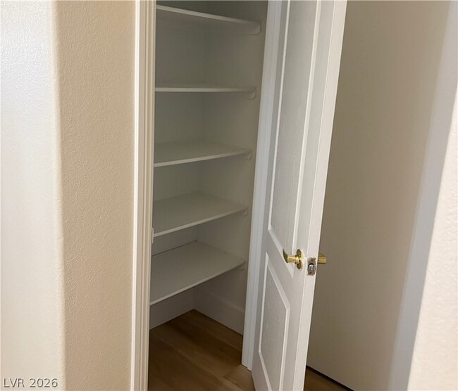 Building Photo - 9368 Pineneedle Ridge St