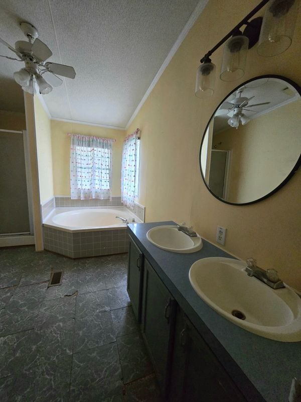 Building Photo - 3513 Sandpiper Rd